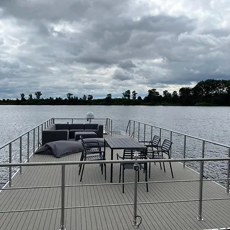 Luxboot *