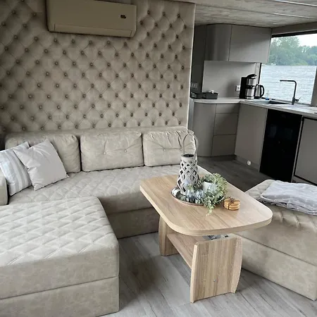 Apartment Luxboot *